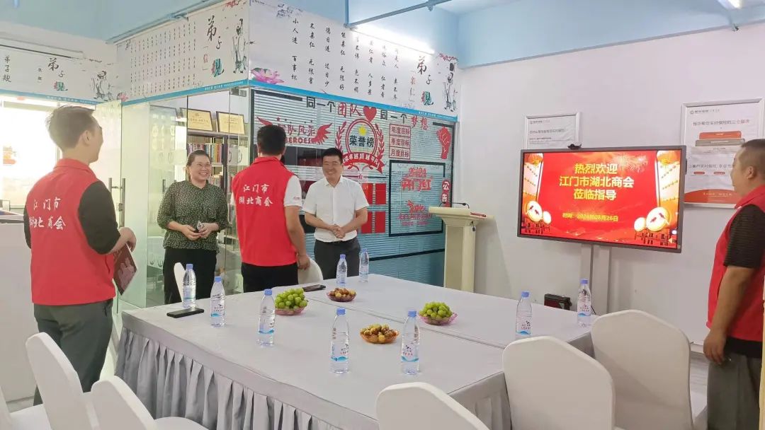 ce3105e73f48cdabcf61257eadd8b79a.jpg ce3105e73f48cdabcf61257eadd8b79a.jpg